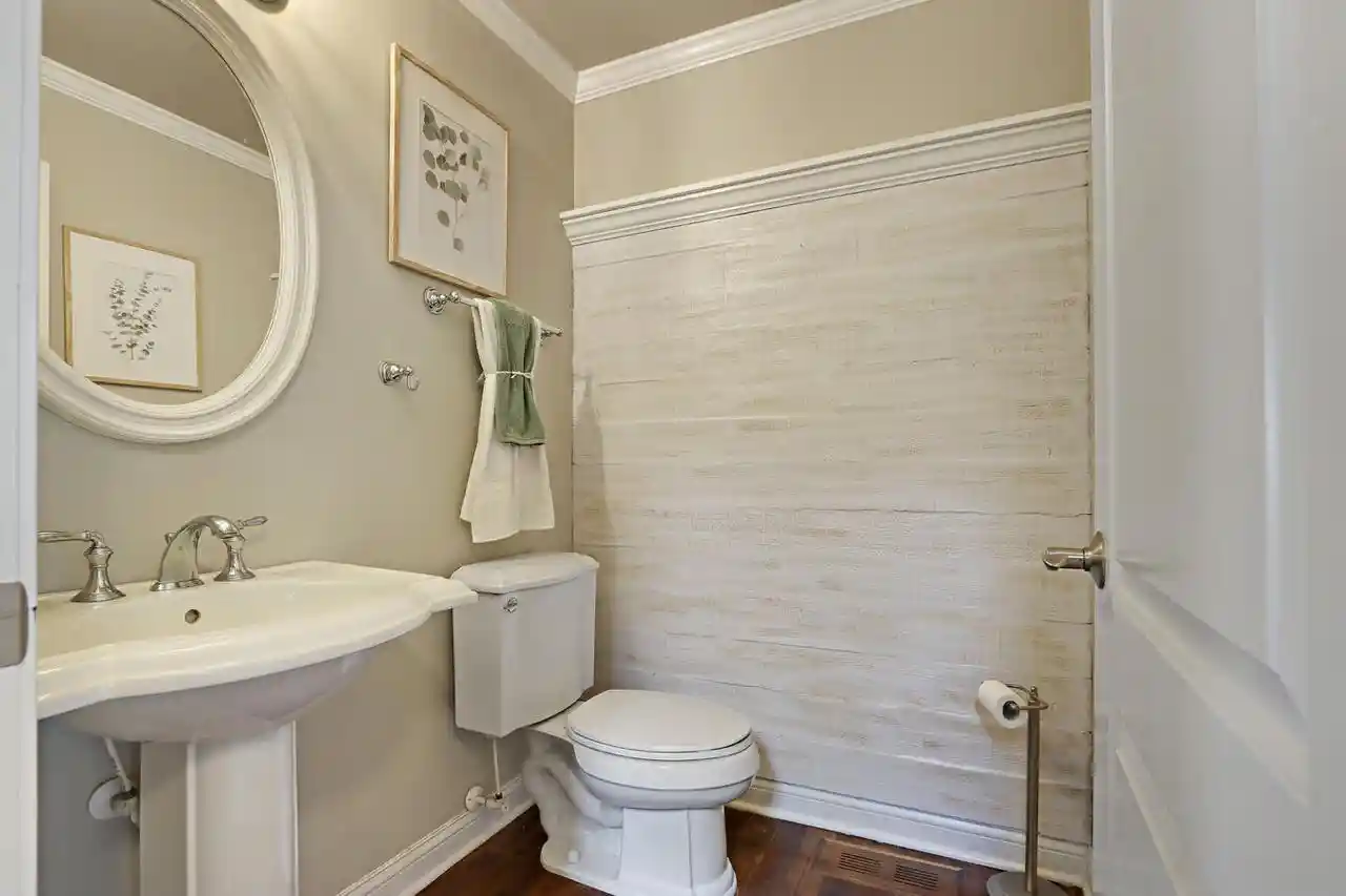 Photo 2 of Condo for sale at 827 Eagleton Dr Dr #47-29, Lake Geneva, WI 53147 | MLS# 1975112 | Listing updated on 2026-09-23
