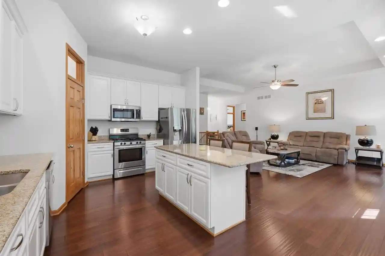 4th image of 11611 N Woodsview Crossing Crossing, Edgerton, WI 53534 | MLS# 2029882