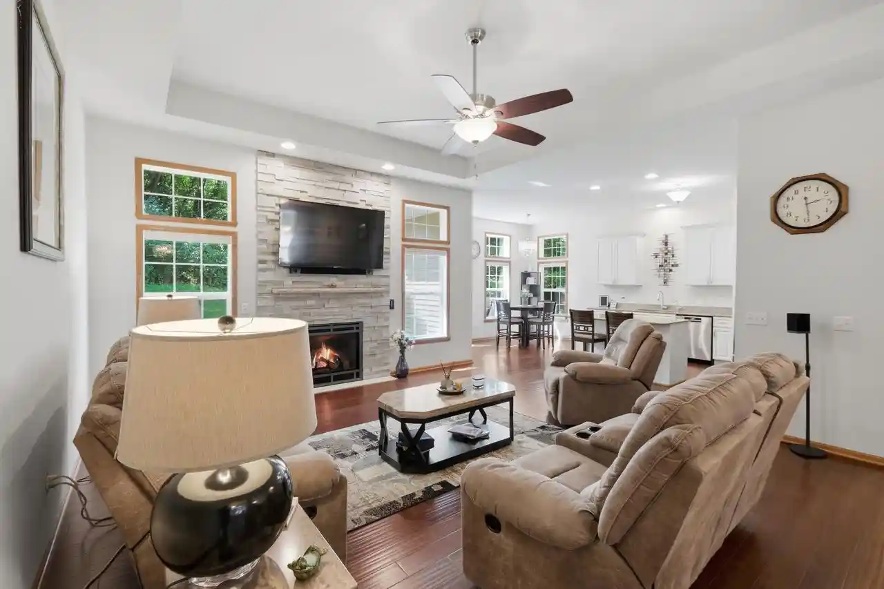 53rd image of 11611 N Woodsview Crossing Crossing, Edgerton, WI 53534 | MLS# 2029882