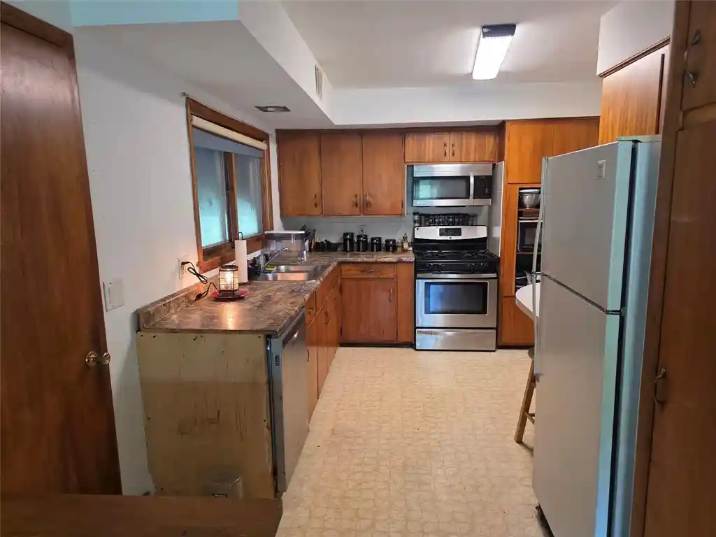 4th image of 325 Knapp Street Street, Chetek, WI 54728 | MLS# 1603999