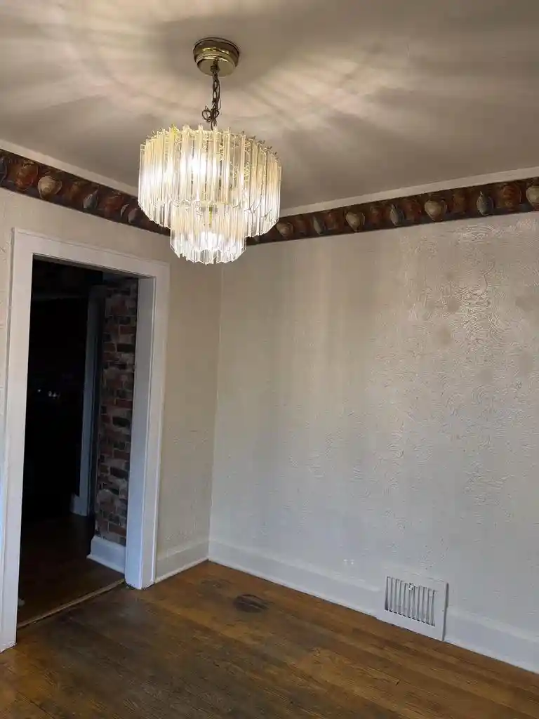 Listing Photo 4 - Condo for sale in building located at 1313-1315 N 38th St St, Milwaukee, WI 53208 - Unit #1315
