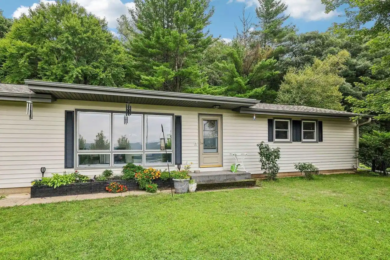 1st image of 22985 County Hwy Aa, Richland Center, WI 53581 | MLS# 2029887