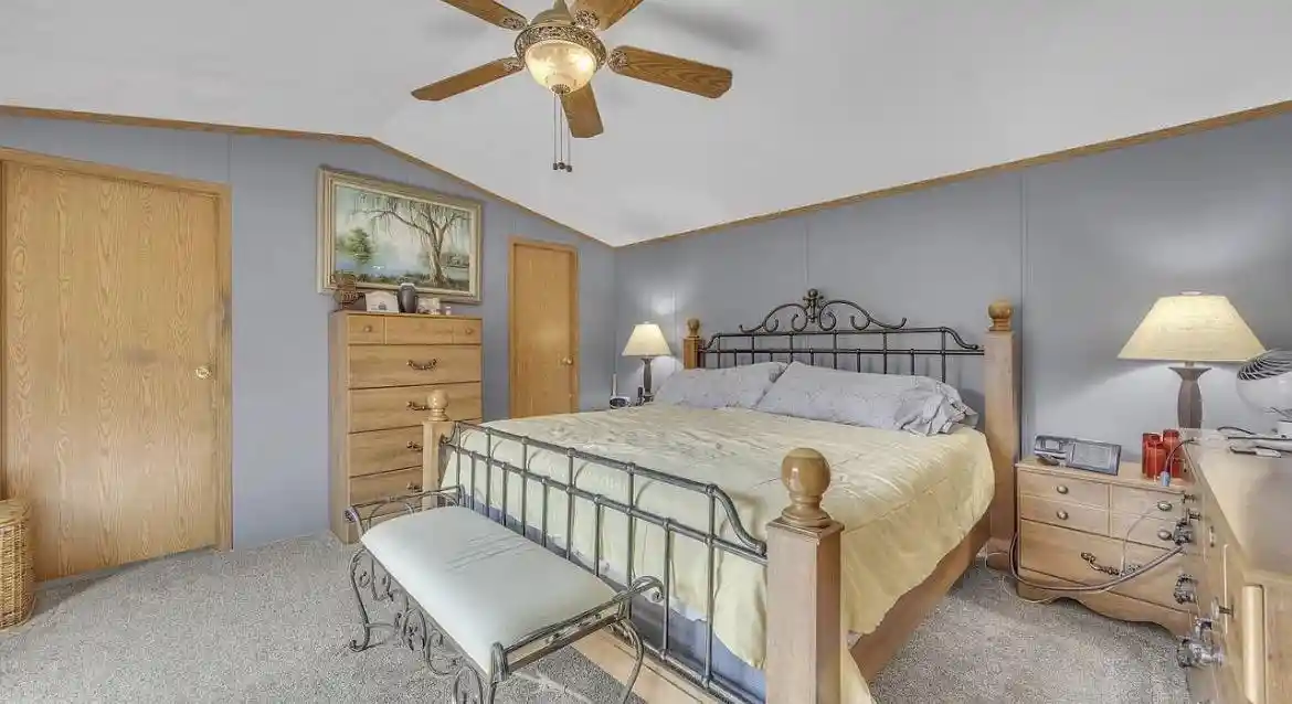 3rd image of 33 S Hiawatha Circle Circle #33, Sheboygan, WI 53081 | MLS# 2029888