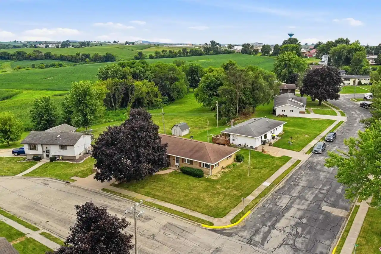 1st image of 205 East Avenue Avenue, Dickeyville, WI 53808 | MLS# 2029890