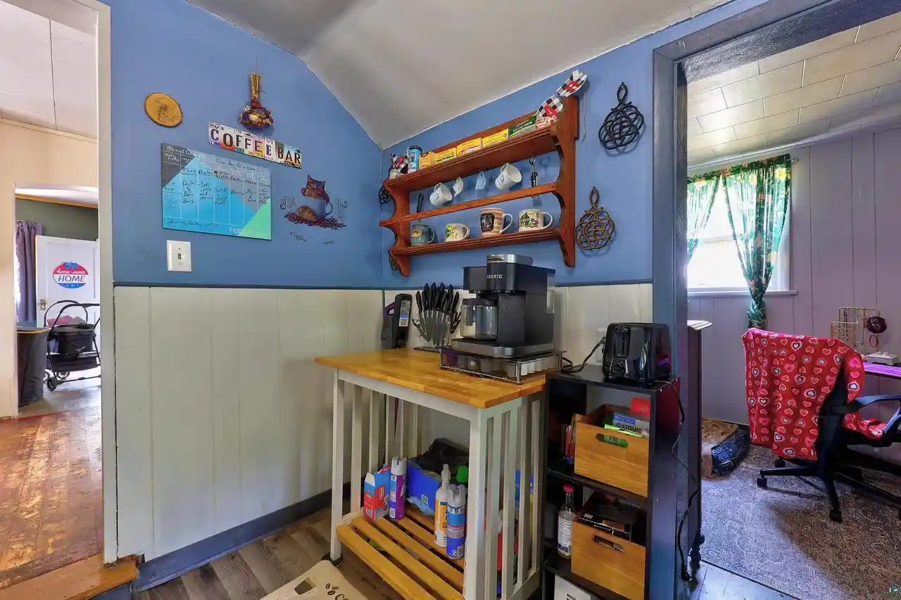 Photo 2 of Single family home for sale at 322 5Th Ave E, Ashland, WI 54806 | MLS# 6127210 | Listing updated on 2026-08-09