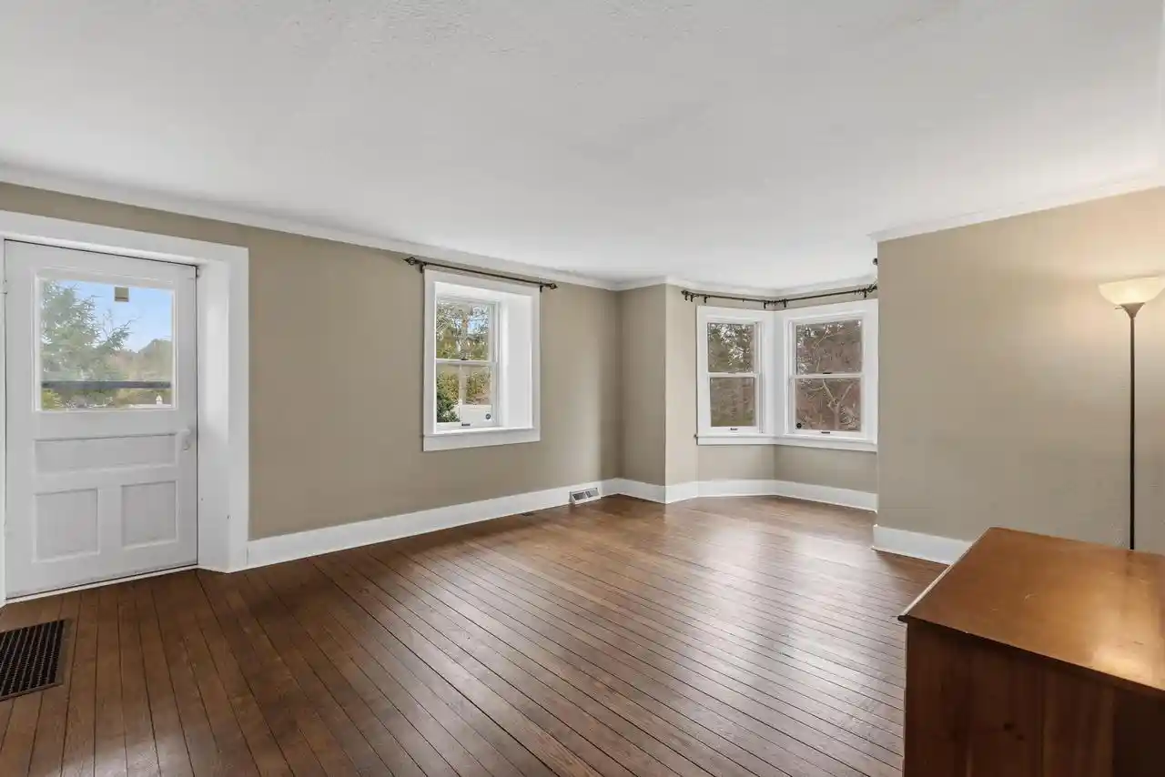4th image of 2237 Washington Avenue Avenue, Cedarburg, WI 53012 | MLS# 1975125