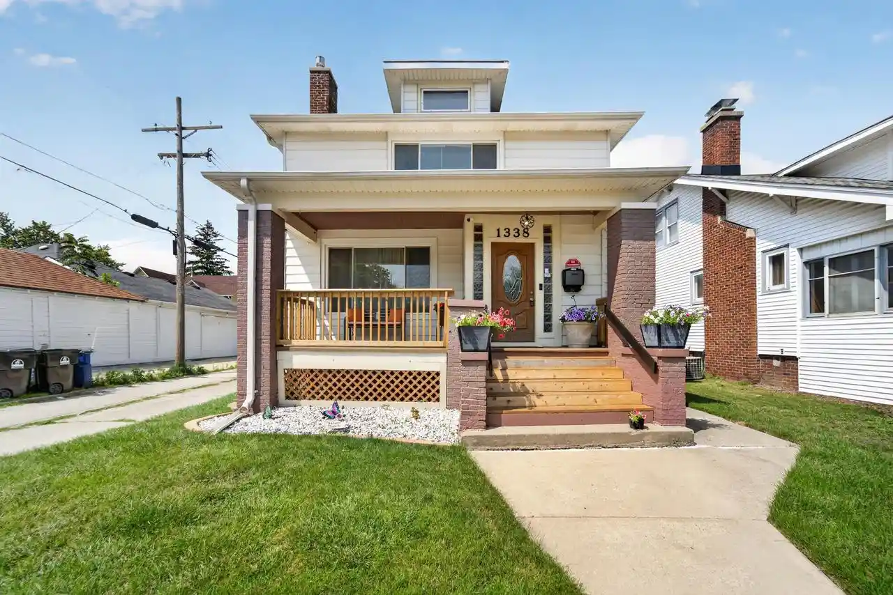 Photo 1 of Single family home for sale at 1338 Quincy Avenue Avenue, Racine, WI 53405 | MLS# 1975126 | Listing updated on 2026-09-24