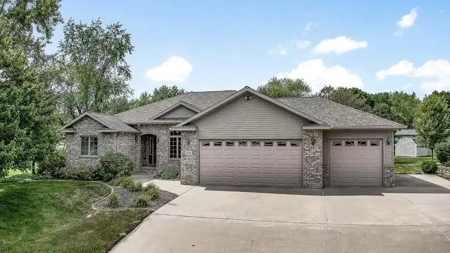 1st image of 1606 N Jean Avenue Avenue, Marshfield, WI 54449 | MLS# 1975127