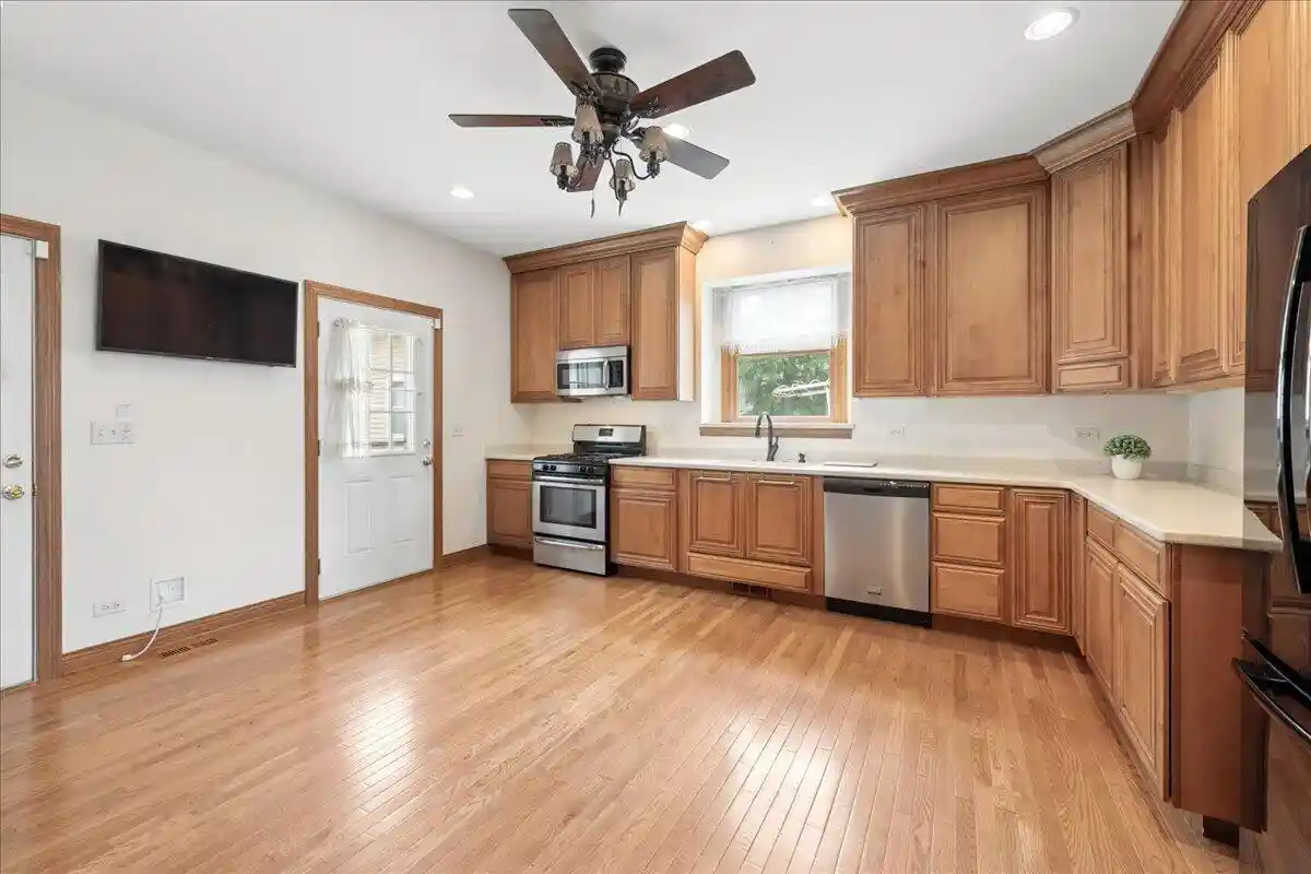 Photo 4 of Single family home for sale at 4130 Dutch Mill Road Road, Delavan, WI 53115 | MLS# 1975131 | Listing updated on 2026-08-27