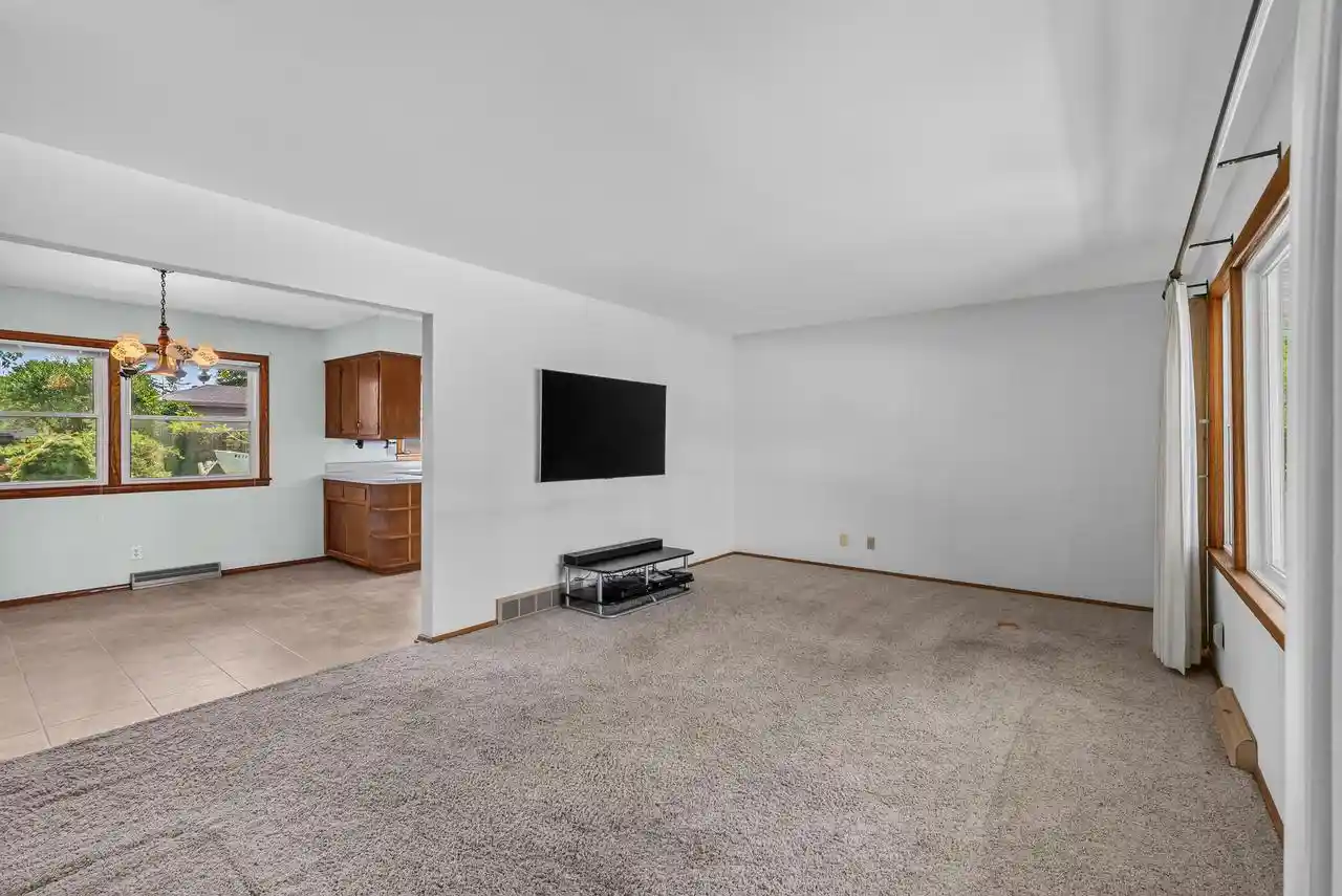 3rd image of 1534 N Holden Street Street, Port Washington, WI 53074 | MLS# 1975133