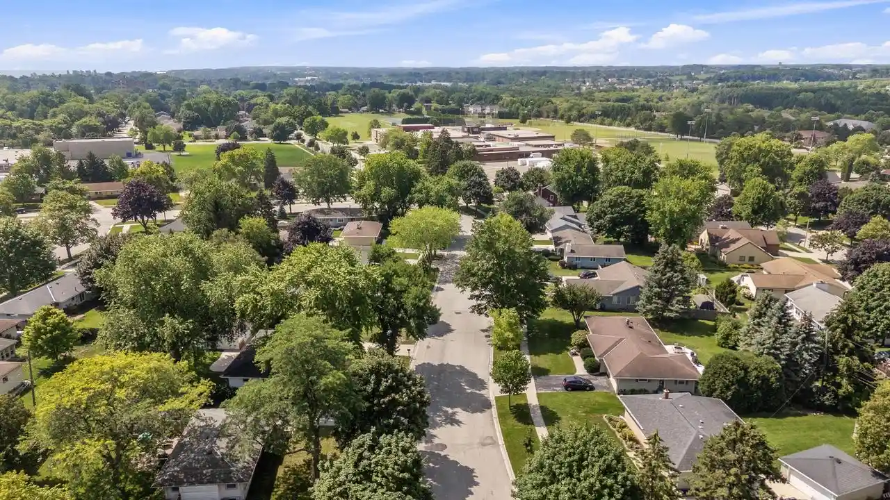 37th image of 1534 N Holden Street Street, Port Washington, WI 53074 | MLS# 1975133