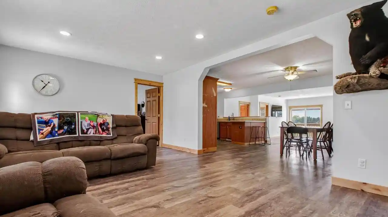 2nd image of W8249 Woodview Dr Dr, Onalaska, WI 54650 | MLS# 1975145