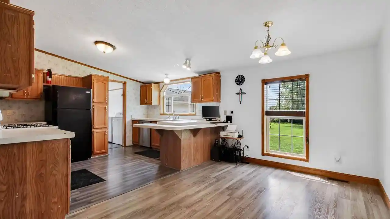 2nd image of W8241 Woodview Dr Dr, Onalaska, WI 54650 | MLS# 1975151