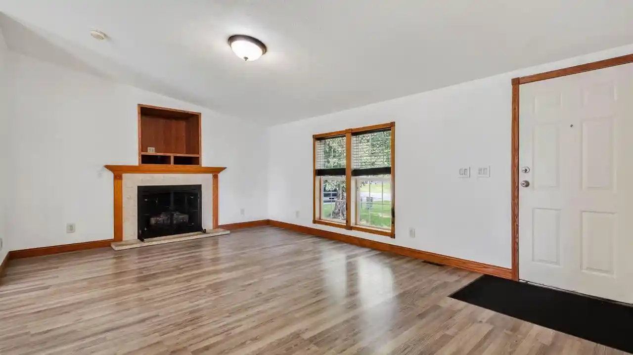 24th image of W8241 Woodview Dr Dr, Onalaska, WI 54650 | MLS# 1975151