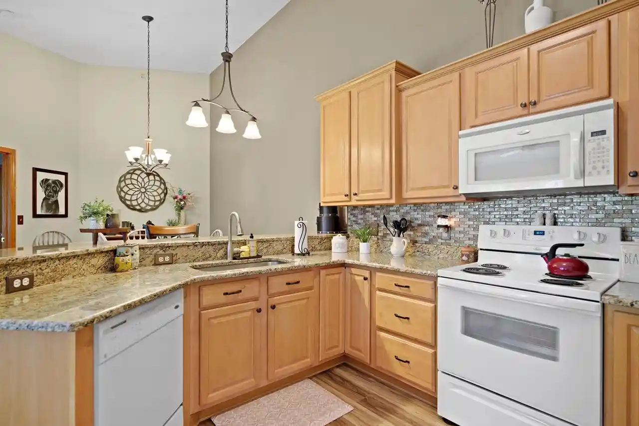 3rd image of 9249 64th Ct Ct, Pleasant Prairie, WI 53158