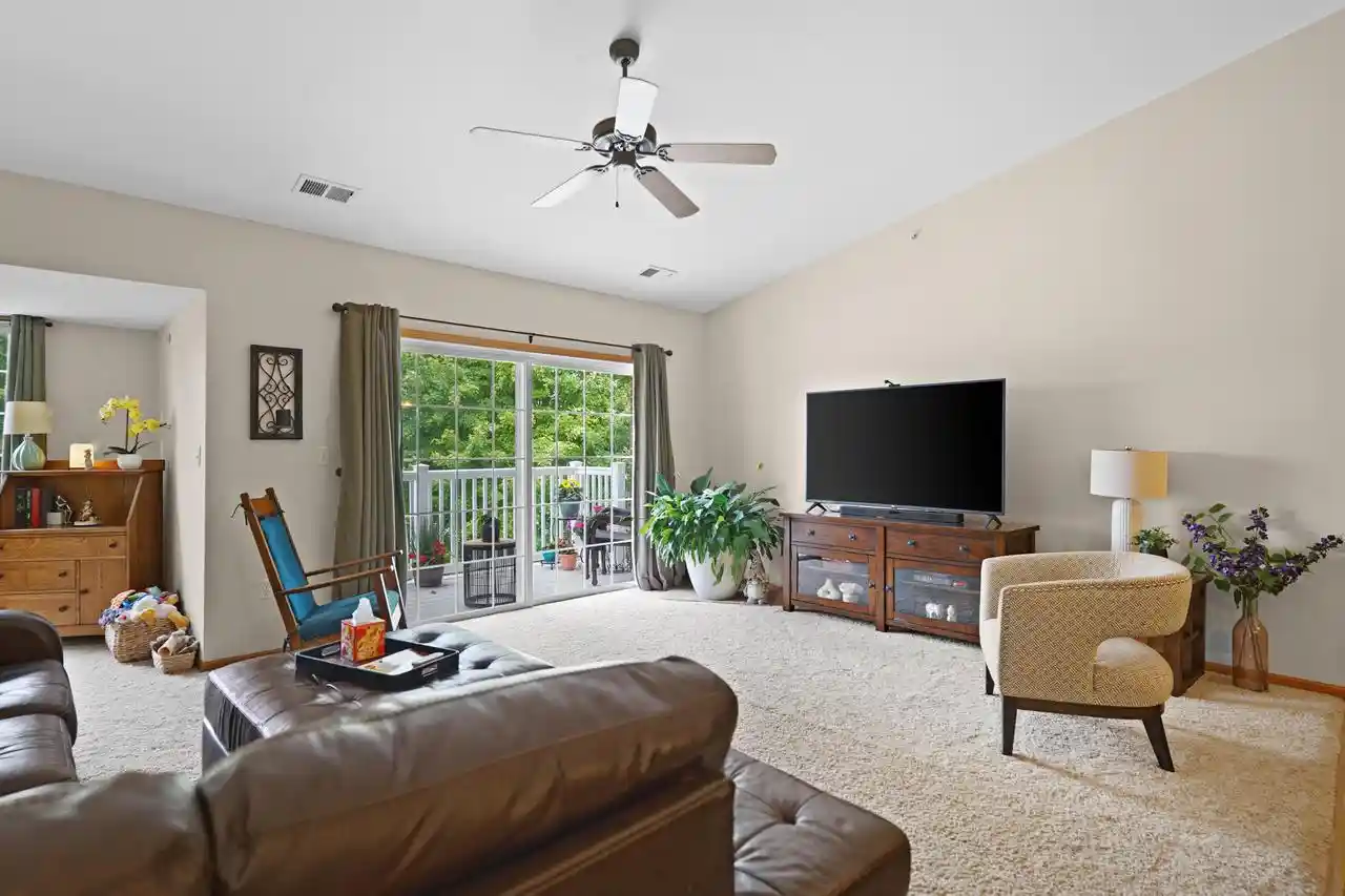2nd image of 9249 64th Ct Ct, Pleasant Prairie, WI 53158