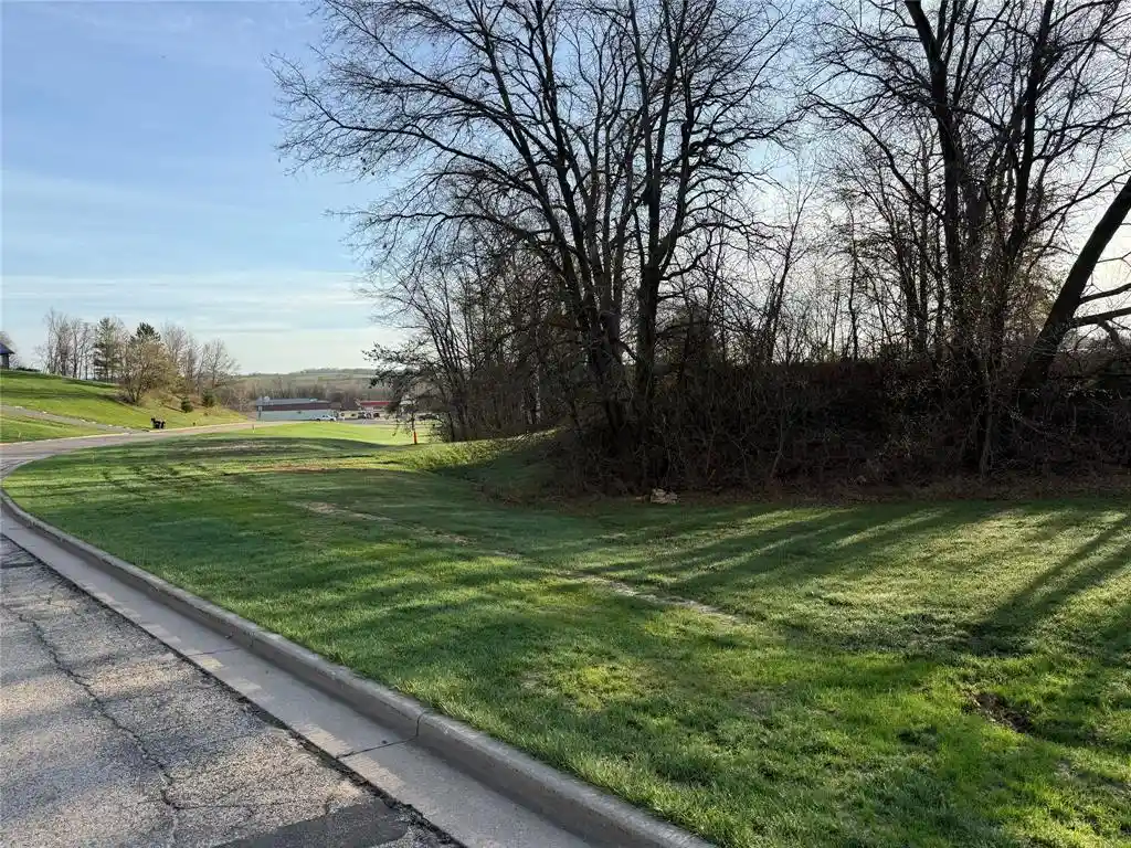 3rd image of 0 Kimball Avenue Avenue, Elroy, WI 53929 | MLS# 1604008