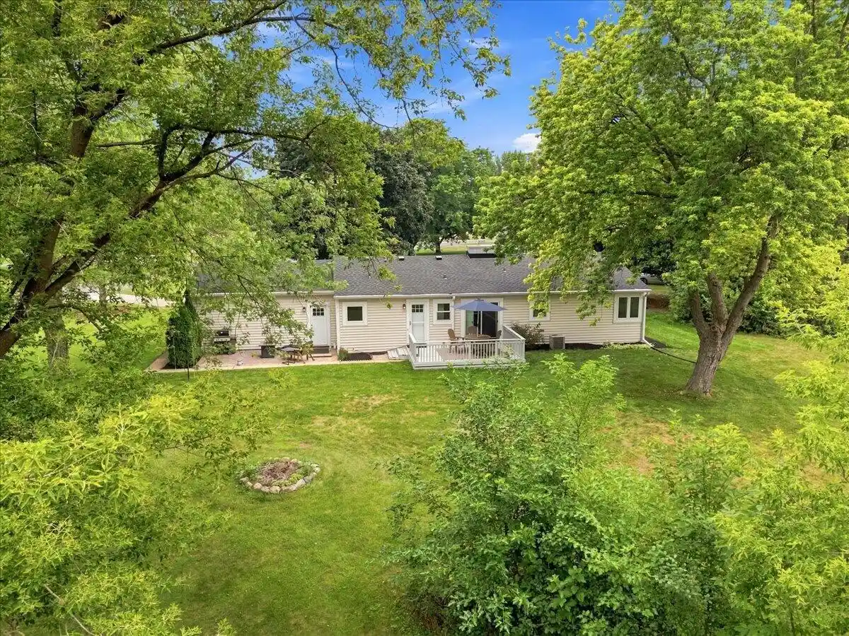 49th image of 17265 Country Lane Lane, Brookfield, WI 53045 | MLS# 1975160