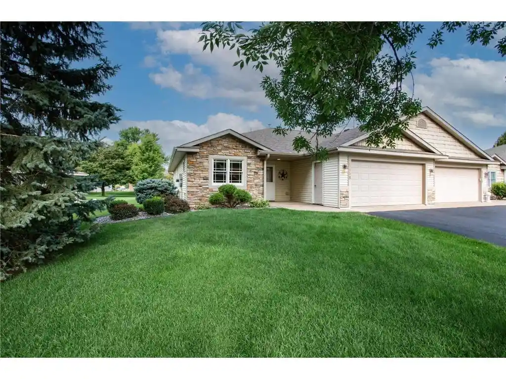 1st image of 1458 Wooduck Lane Lane, New Richmond, WI 54017 | MLS# 7123353
