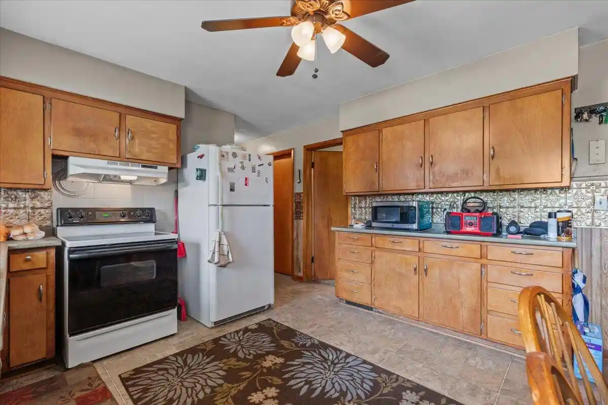 2nd image of 6492 Municipal Dr Dr, West Bend, WI 53095 | MLS# 1975161
