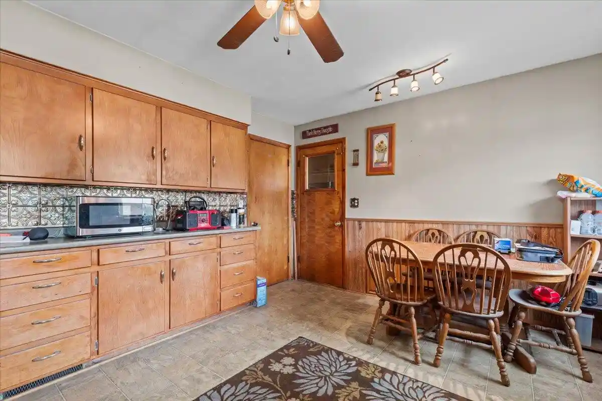 4th image of 6492 Municipal Dr Dr, West Bend, WI 53095 | MLS# 1975161