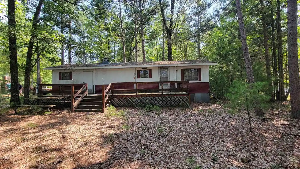 1st image of 15368 Grindle Oak Dr Dr, Crivitz, WI 54114 | MLS# 22603806