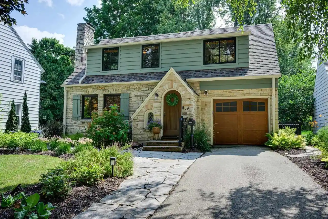 Photo 1 of Single family home for sale at 321 Kensington Dr Dr, Madison, WI 53704 | MLS# 2029919 | Listing updated on 2026-09-11