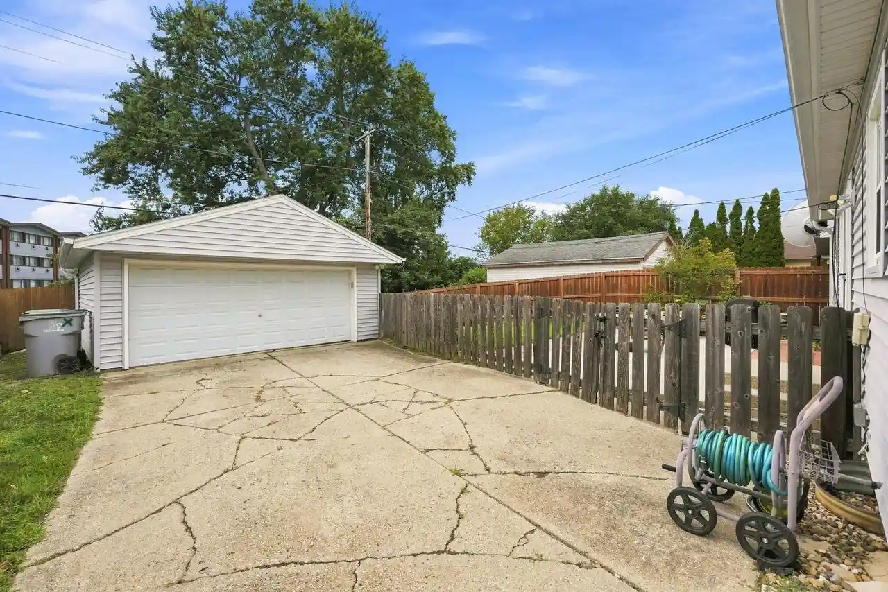 2nd image of 159 W Armour Avenue Avenue, Milwaukee, WI 53207 | MLS# 1975170
