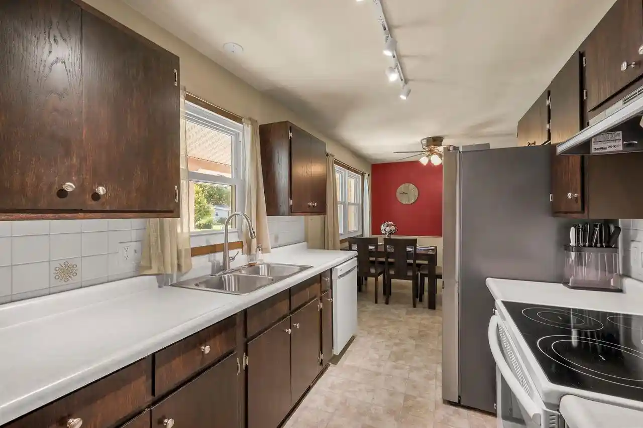 Photo 2 of Single family home for sale at 212 Major Way Way, Sun Prairie, WI 53590 | MLS# 2029922 | Listing updated on 2026-09-10