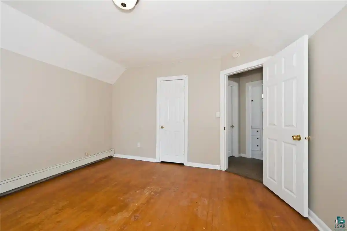 Photo 4 of Sale Pending at 2011 Missouri Ave Ave, Superior, WI 54880 | MLS# 6127214 | Listing updated on 2026-10-05