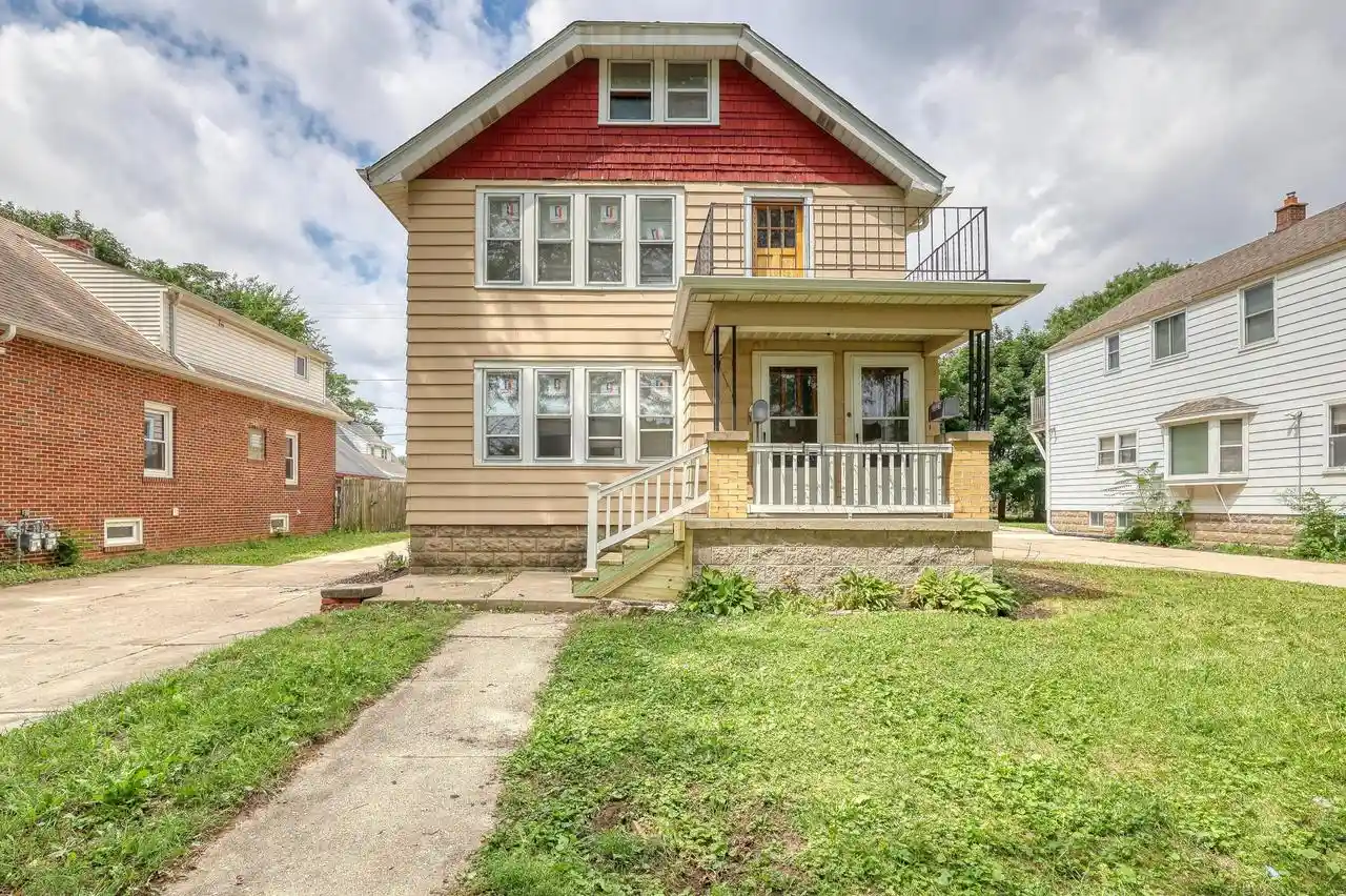 1st image of 2225 S 82nd Street Street, West Allis, WI 53219 | MLS# 1975177