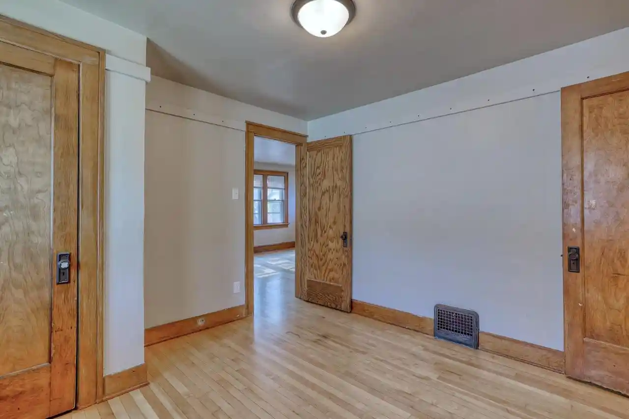 4th image of 2225 S 82Nd Street Street, West Allis, WI 53219 | MLS# 1975177