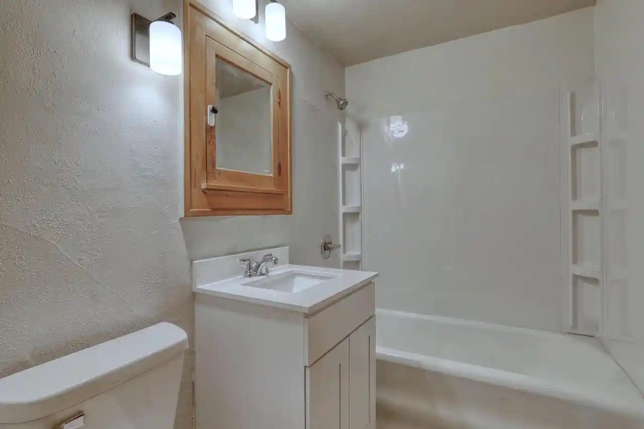 5th image of 2225 S 82Nd Street Street, West Allis, WI 53219 | MLS# 1975177