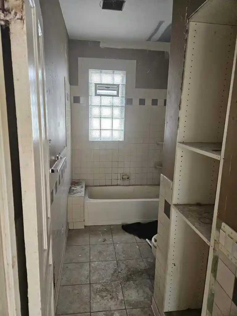 7th image of 1219 N 31st Street Street #1221, Milwaukee, WI 53208 | MLS# 1975176