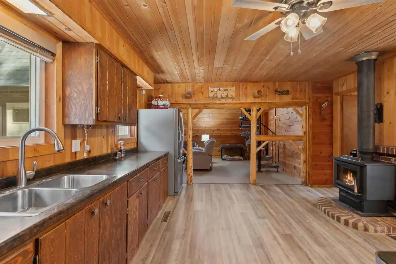 5th image of 1148 Chicago Dr Dr, Friendship, WI 53934 | MLS# 2029929