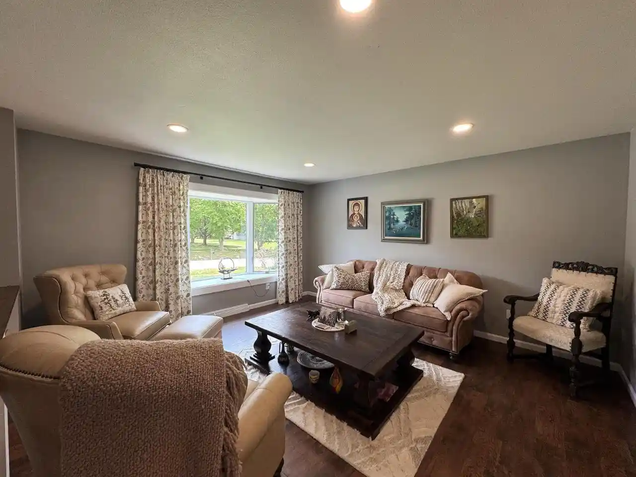 Photo 4 of Single family home for sale at W330N5515 Linden Circle E Circle E, Nashotah, WI 53058 | MLS# 1975188 | Listing updated on 2026-10-06