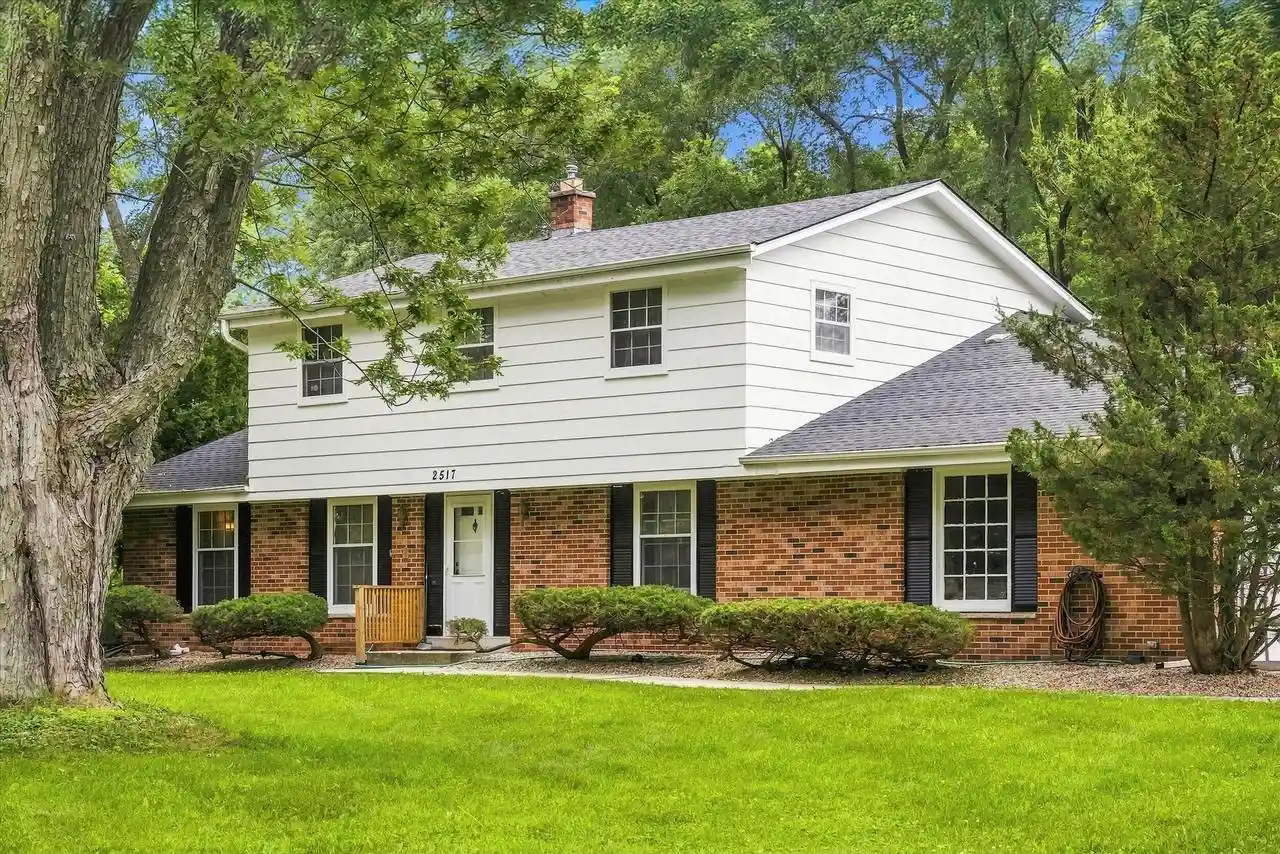 1st image of 2517 W Chestnut Road Road, Mequon, WI 53092 | MLS# 1975207