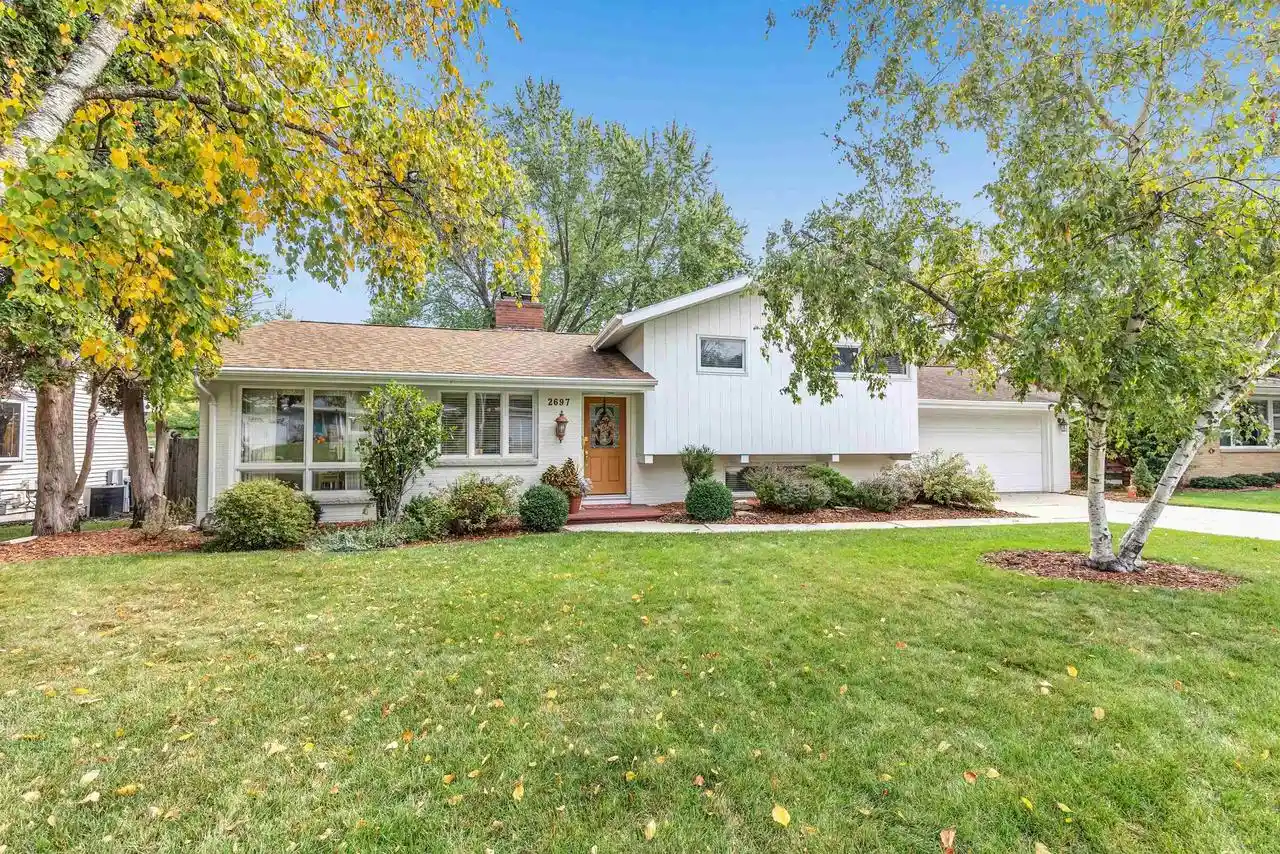 Photo 1 of Single family home for sale at 2697 Beaumont Street Street, Green Bay, WI 54301 | MLS# 50330589 | Listing updated on 2026-09-04