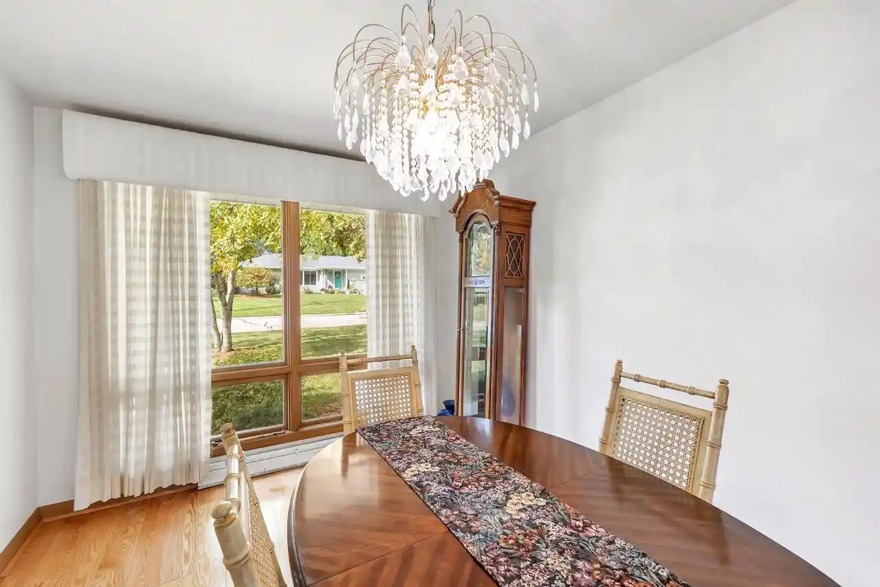 Photo 3 of Single family home for sale at 2697 Beaumont Street Street, Green Bay, WI 54301 | MLS# 50330589 | Listing updated on 2026-09-04