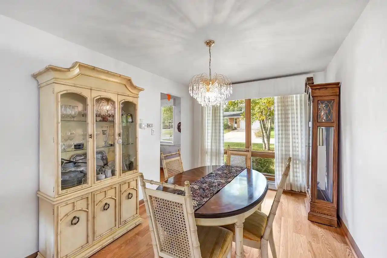Photo 4 of Single family home for sale at 2697 Beaumont Street Street, Green Bay, WI 54301 | MLS# 50330589 | Listing updated on 2026-09-04