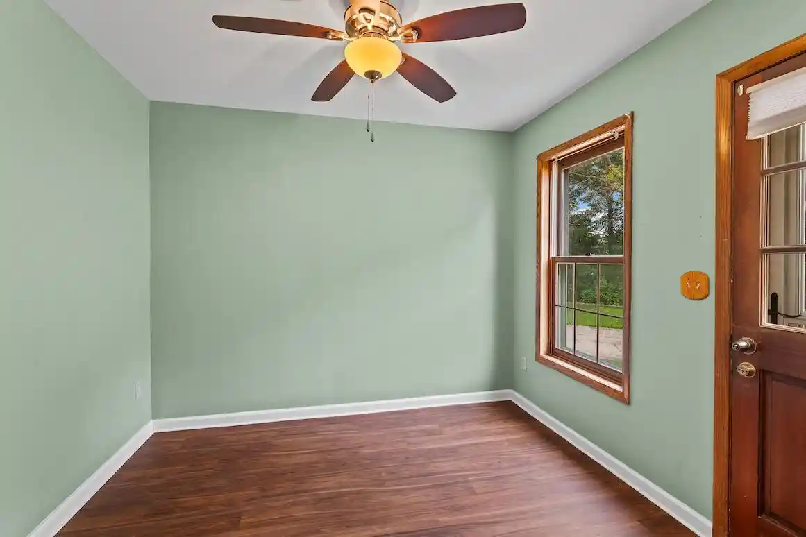 4th image of 2020 Woodburn Rd Rd, Waukesha, WI 53188