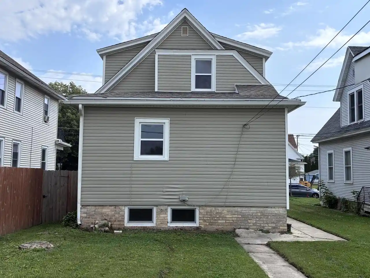 Photo 4 of Single family home for sale at 1706 N 13Th Street Street, Sheboygan, WI 53081 | MLS# 1975210 | Listing updated on 2026-10-07