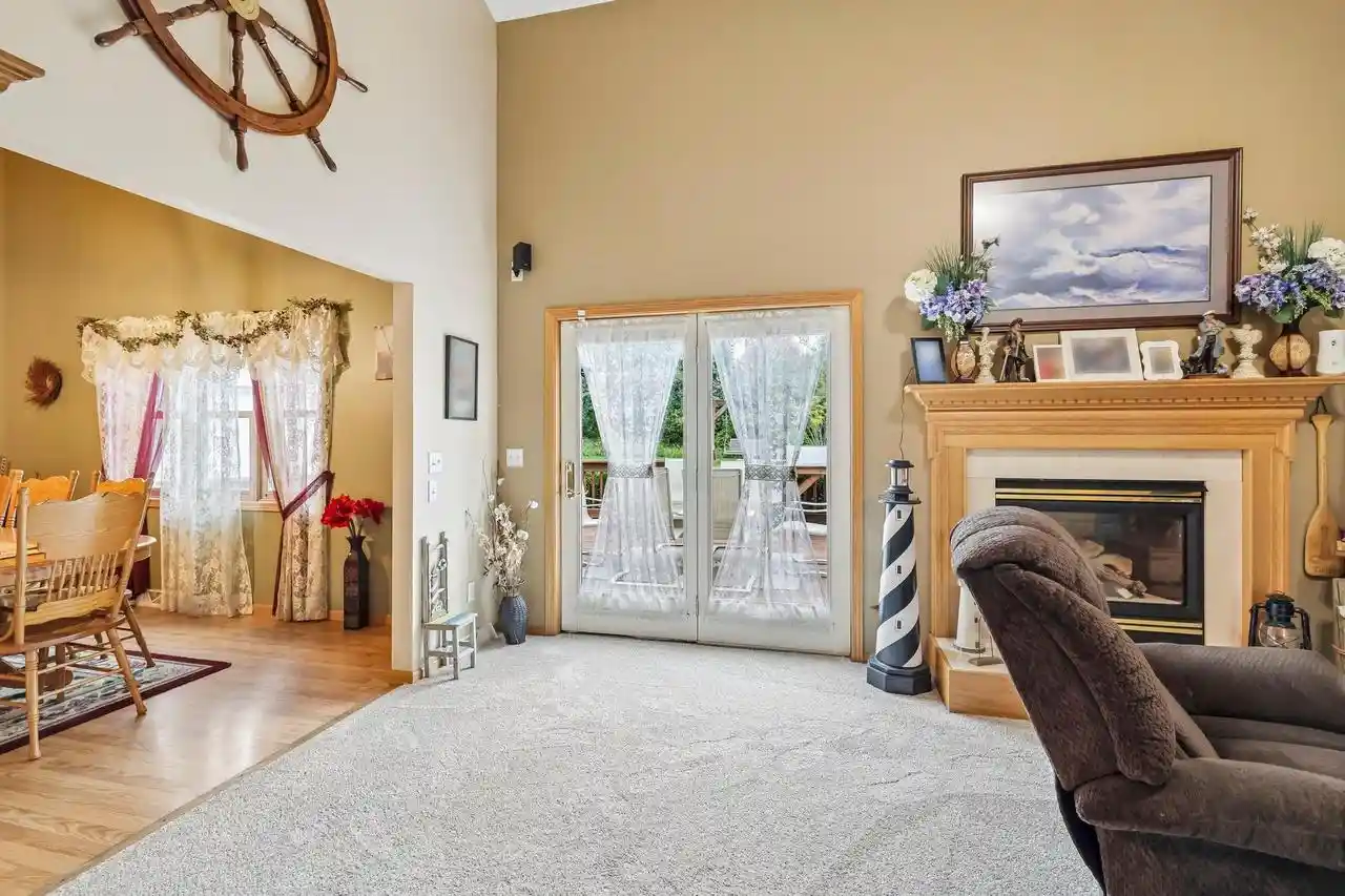 Photo 4 of Single family home for sale at 304 N Atwood Lane Lane, Deerfield, WI 53531 | MLS# 2029940 | Listing updated on 2026-09-02