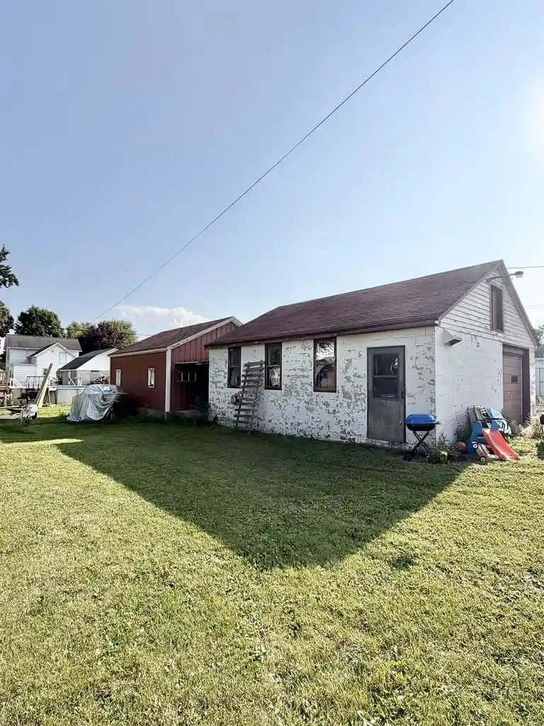 4th image of 221 W Mill Street Street, Beaver Dam, WI 53916 | MLS# 2029943