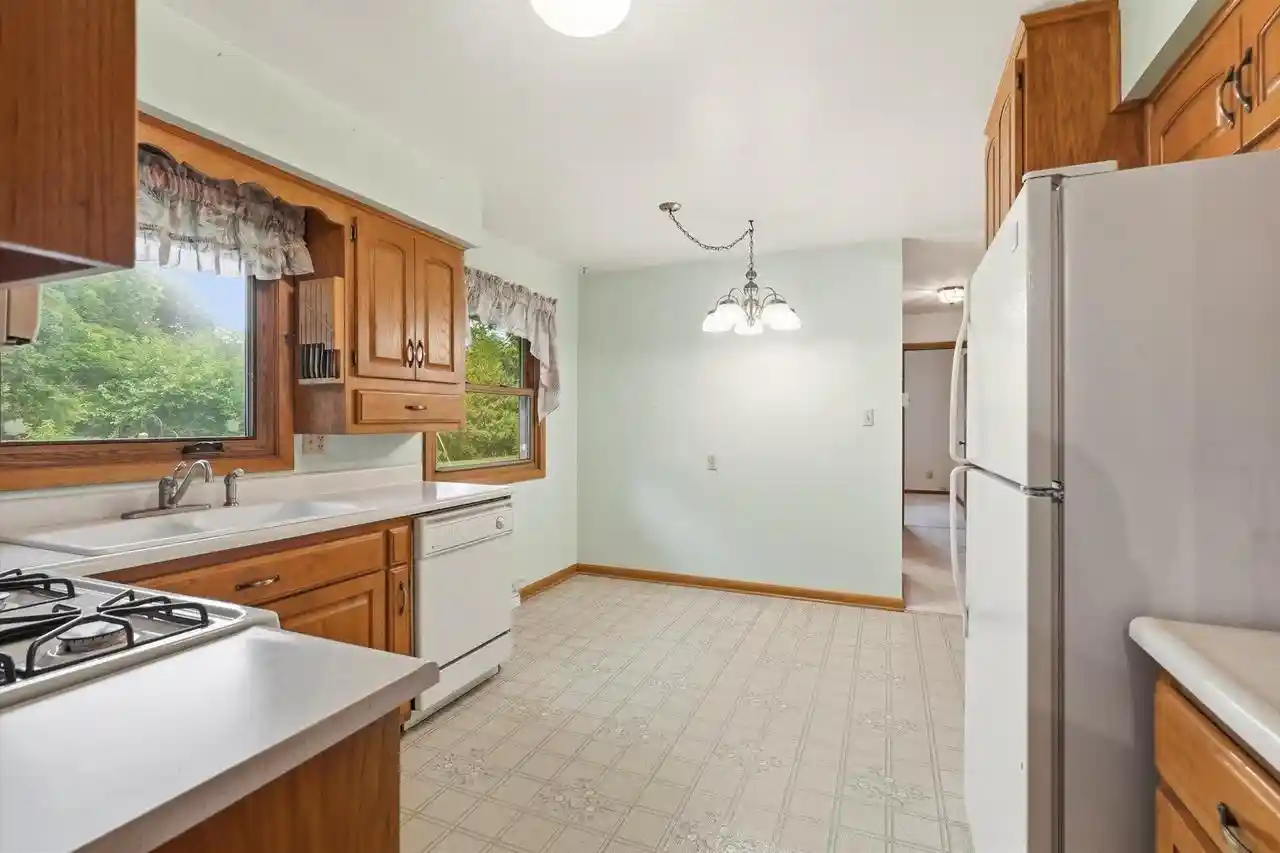 2nd image of N88w18016 Christman Road Road, Menomonee Falls, WI 53051 | MLS# 1975230