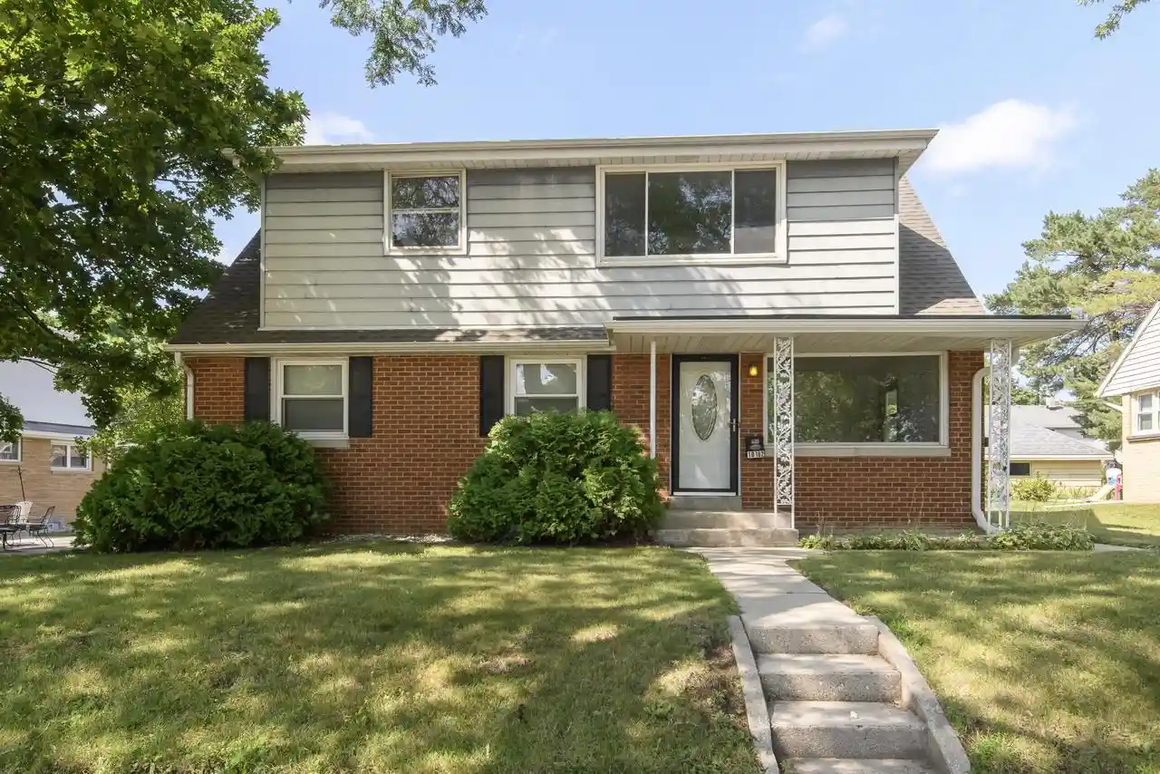 1st image of 10160 W Montana Avenue Avenue #10162, West Allis, WI 53227 | MLS# 1975232