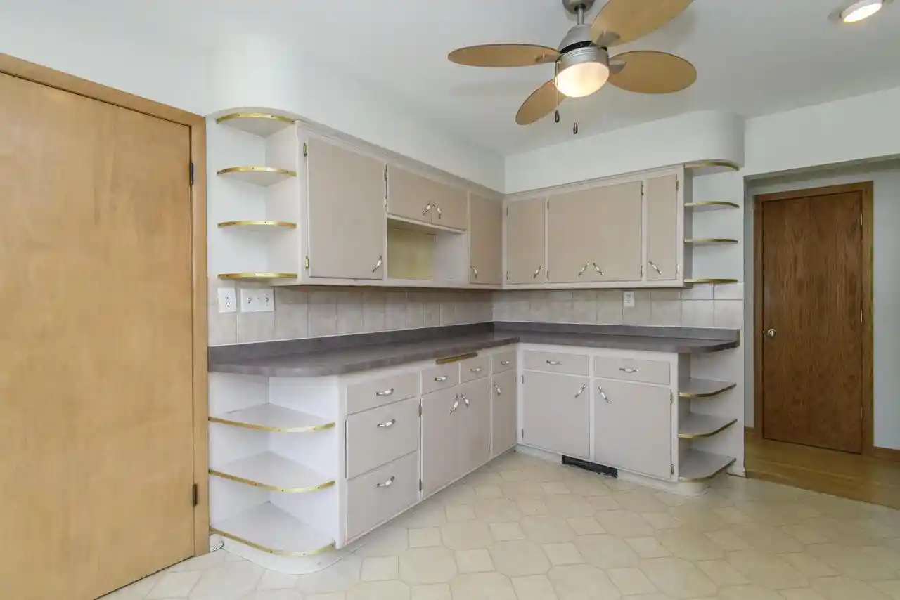 2nd image of 10160 W Montana Ave Ave, West Allis, WI 53227
