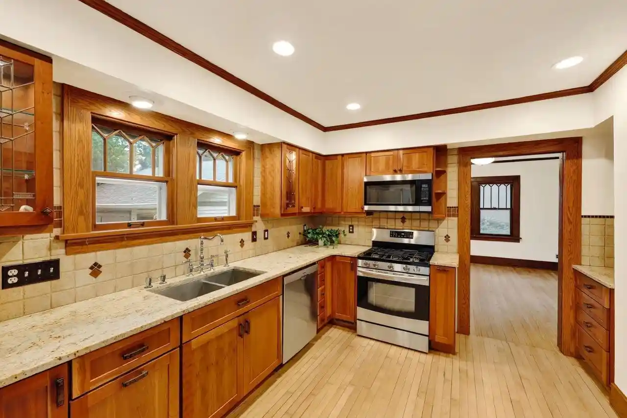 2nd image of 5321 Manitowoc Parkway Parkway, Madison, WI 53705 | MLS# 2029953