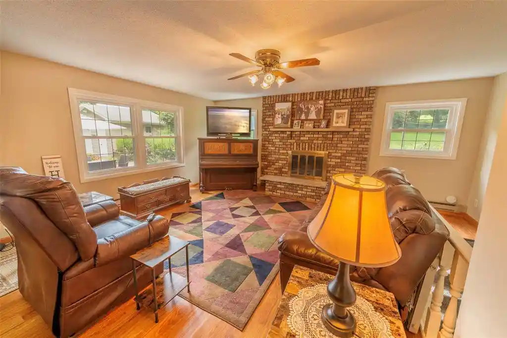 Photo 3 of Single family home for sale at 906 3Rd Avenue Avenue, Durand, WI 54736 | MLS# 1604016 | Listing updated on 2026-09-15