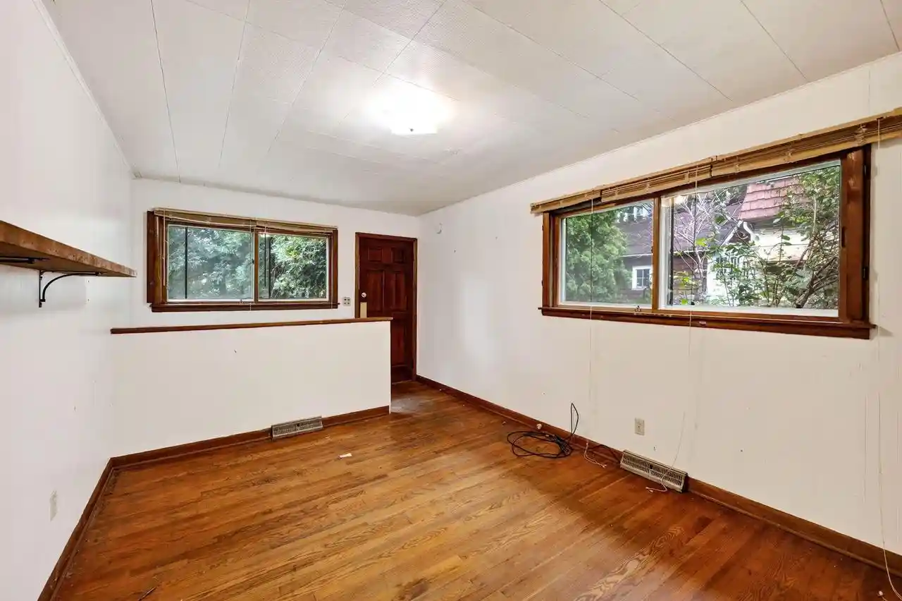 3rd image of 614 Emerson Street Street, Madison, WI 53715 | MLS# 2029955
